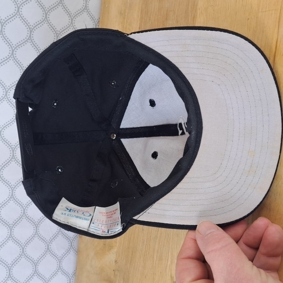 Vintage Chicago White Sox spell out black and white baseball snapback hat - Picture 6 of 8